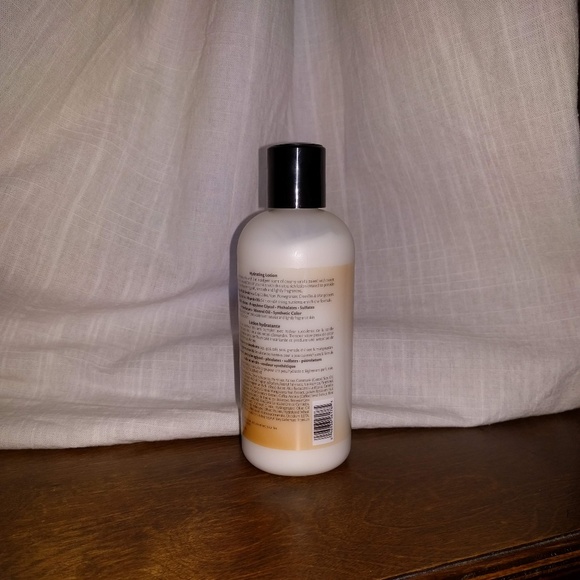Vitabath Scrumptious Vanilla Sugar Lotion - Picture 2 of 2